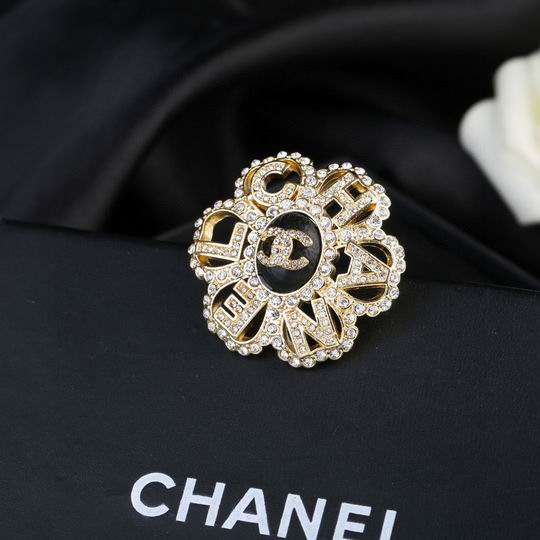Chanel Brooch 12lyh113
